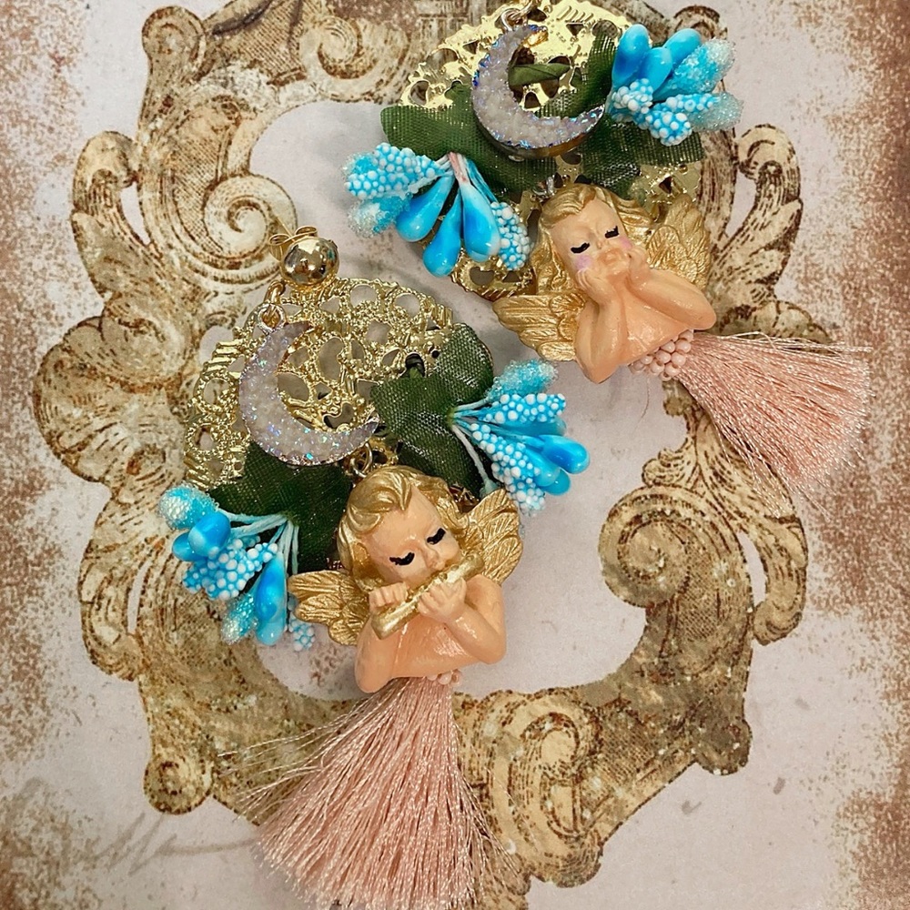 RETRO KITSCH VALENTINE ANGEL CHERUB CUPID STATEMENT EARRINGS